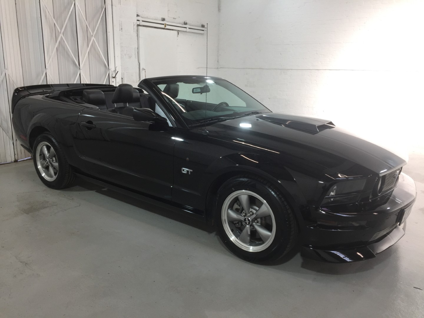 Used Ford Mustang 2005 for sale - 77974024: Photo 12