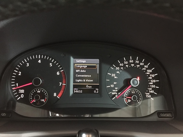 Used Volkswagen Touran 2011 for sale - 75662275: Photo 12