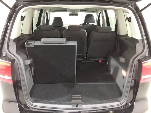 Used Volkswagen Touran 2011 for sale - 75662275: Photo 40