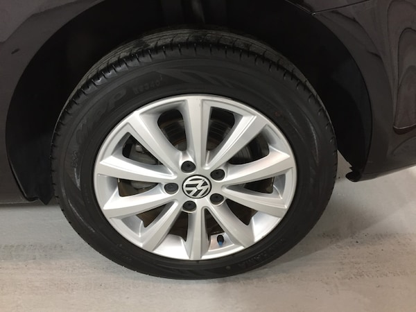 Used Volkswagen Touran 2011 for sale - 75662275: Photo 48