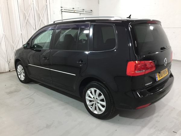 Used Volkswagen Touran 2011 for sale - 75662275: Photo 5