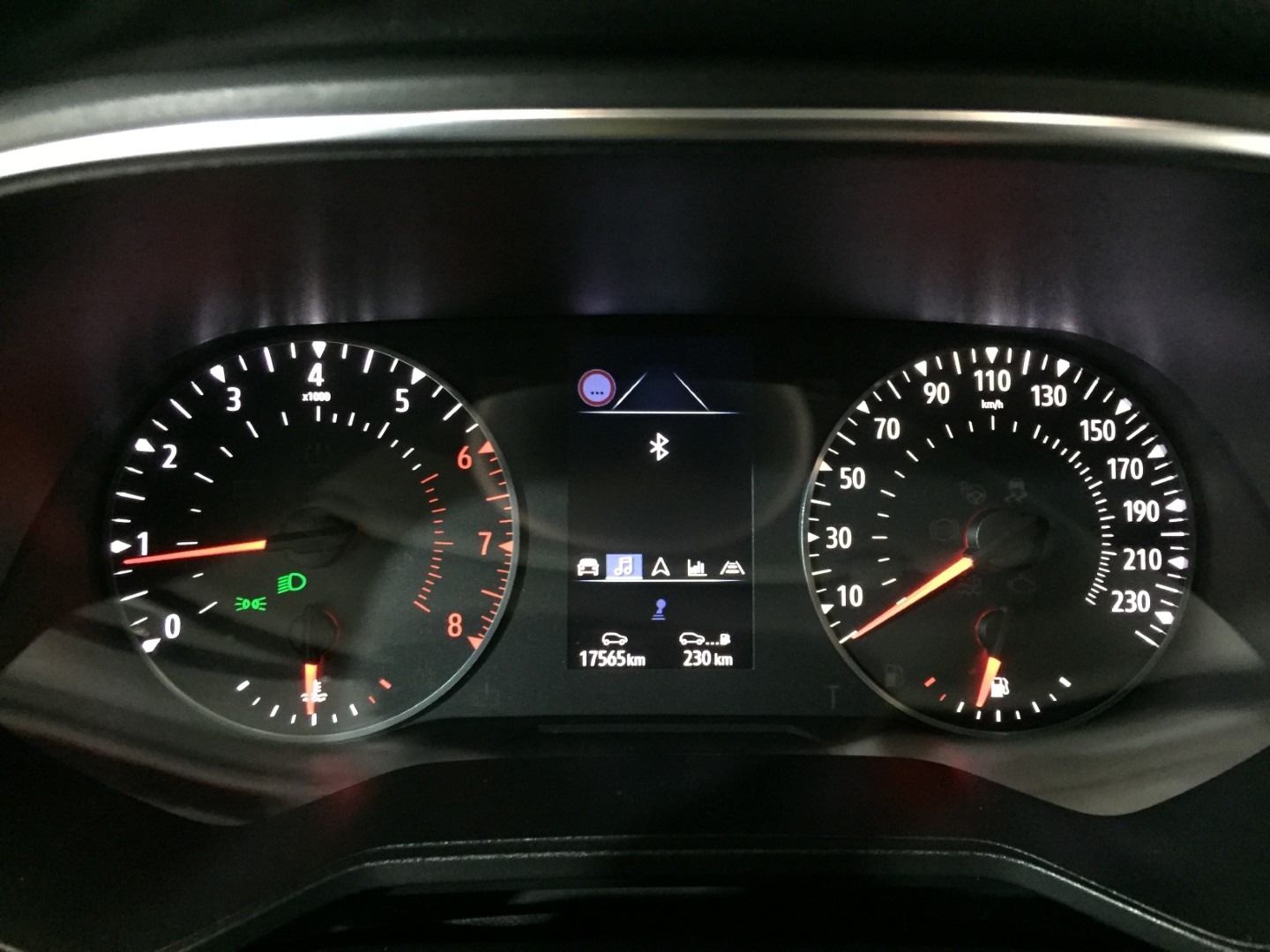 Used Renault Clio 2021 for sale - 76893364: Photo 11