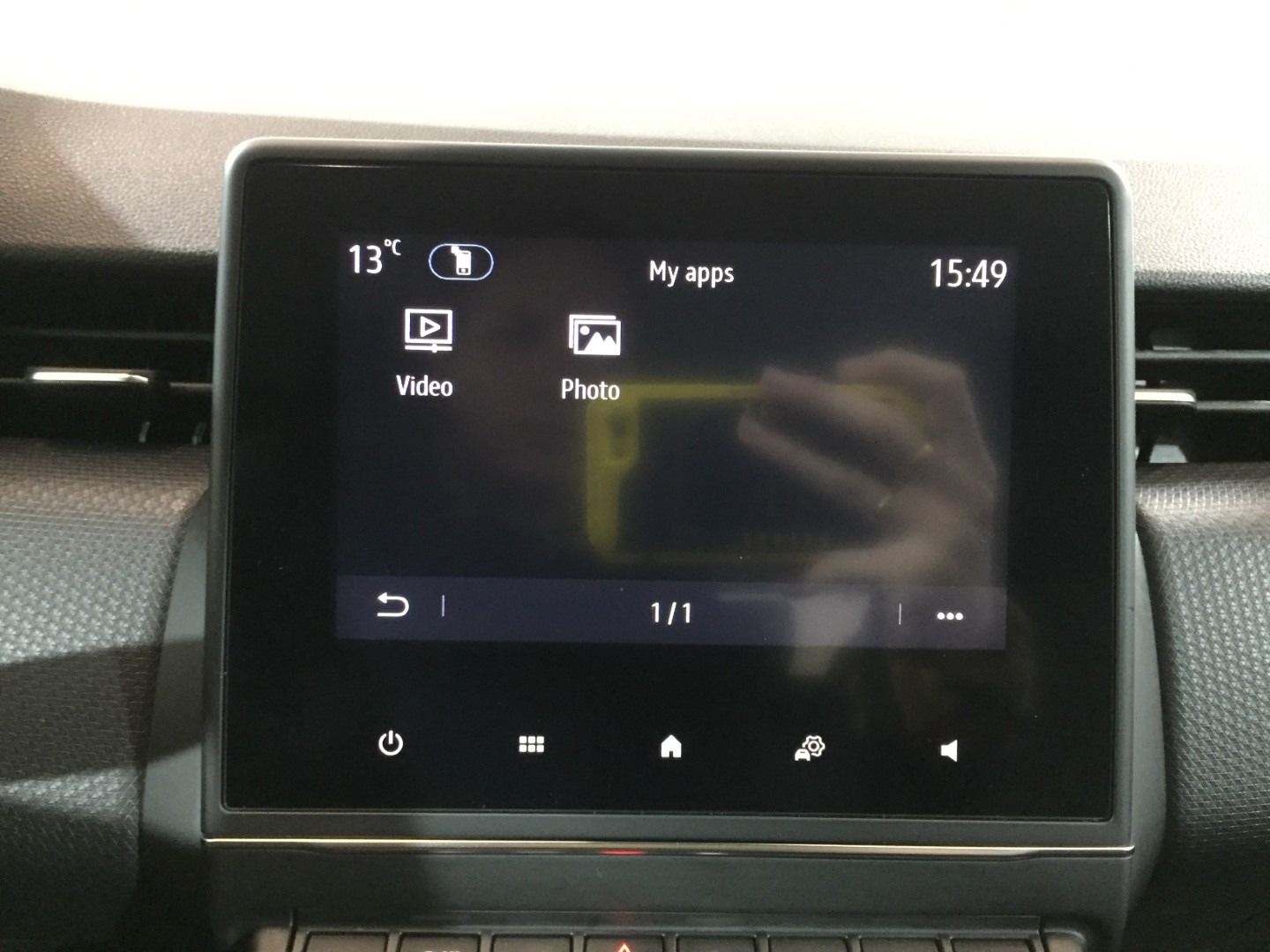 Used Renault Clio 2021 for sale - 76893364: Photo 24