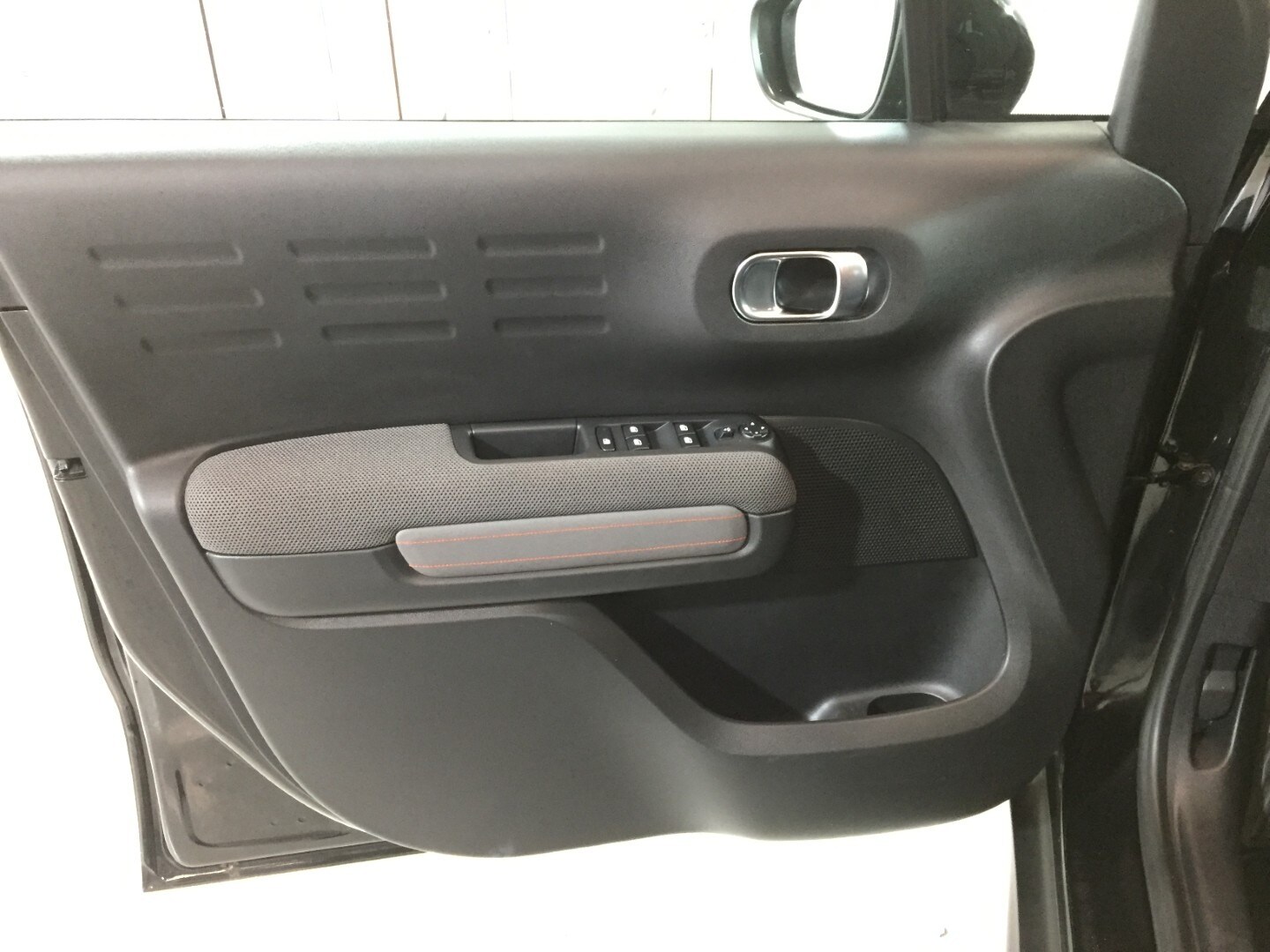 Used Citroen C3 Aircross 2018 for sale - 76893342: Photo 8