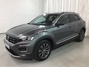 Used Volkswagen T-Roc 2020 for sale - 76126506: Photo
