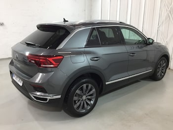 Used Volkswagen T-Roc 2020 for sale - 76126506: Photo