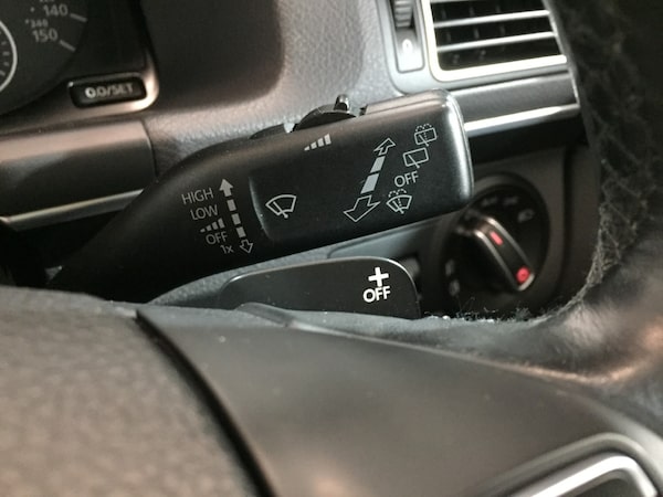 Used Volkswagen Touran 2012 for sale - 75260434: Photo 18