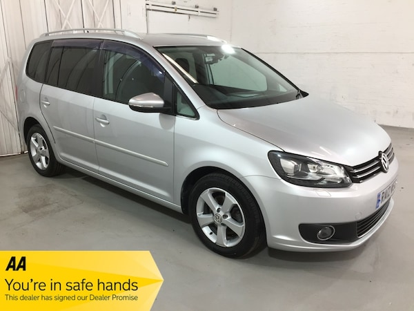 Used Volkswagen Touran 2012 for sale - 75260434: Photo 1