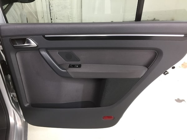 Used Volkswagen Touran 2012 for sale - 75260434: Photo 37