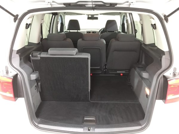Used Volkswagen Touran 2012 for sale - 75260434: Photo 44