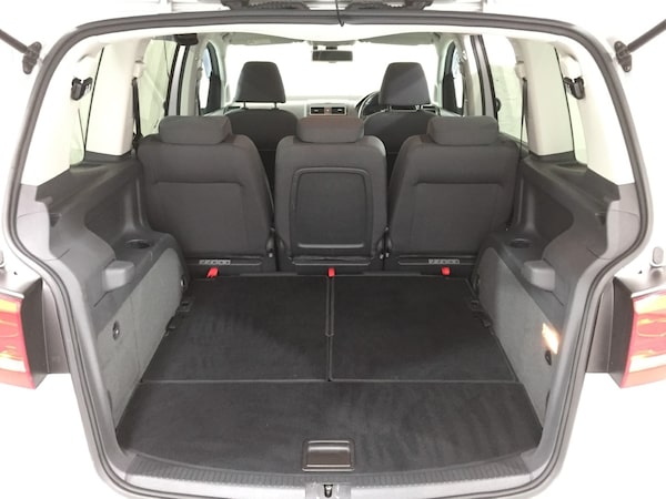 Used Volkswagen Touran 2012 for sale - 75260434: Photo 45