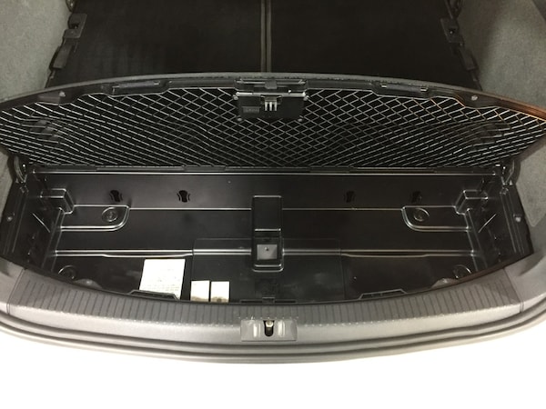 Used Volkswagen Touran 2012 for sale - 75260434: Photo 49