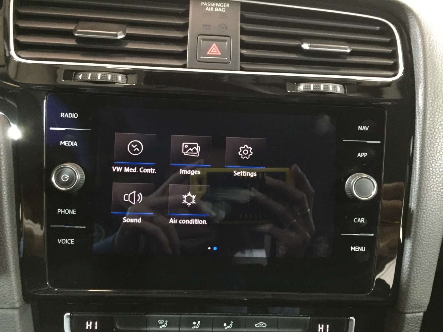 Used Volkswagen Golf 2018 for sale - 76488508: Photo 29