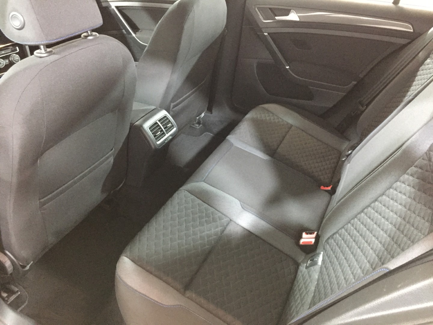 Used Volkswagen Golf 2018 for sale - 76488508: Photo 38