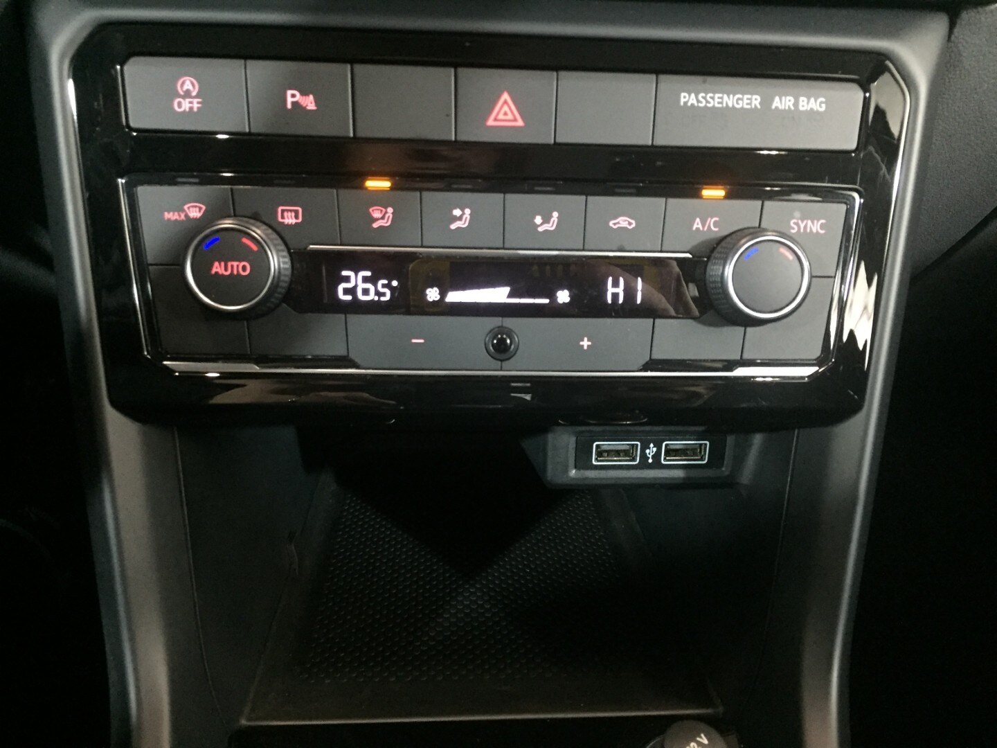 Used Volkswagen T-Cross 2020 for sale - 77474664: Photo 21