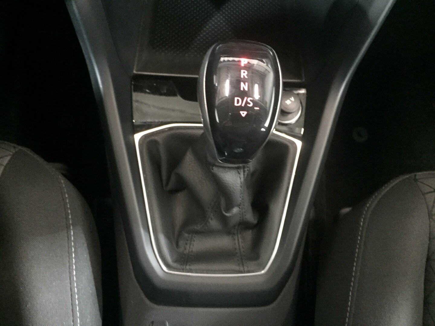 Used Volkswagen T-Cross 2020 for sale - 77474664: Photo 23