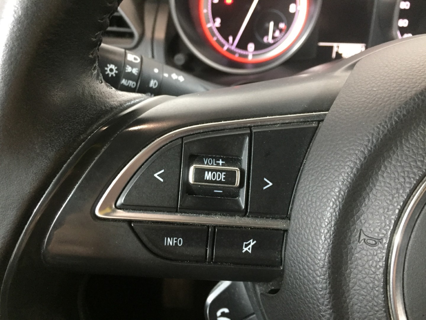 Used Suzuki Swift 2019 for sale - 77932694: Photo 11