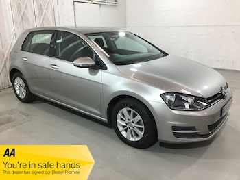 Volkswagen - Golf