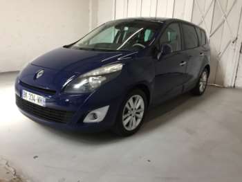 2011 (60) - 2.0 dCi DYNAMIQUE TOMTOM AUTO 7 SEATS FRENCH LHD 5-Door