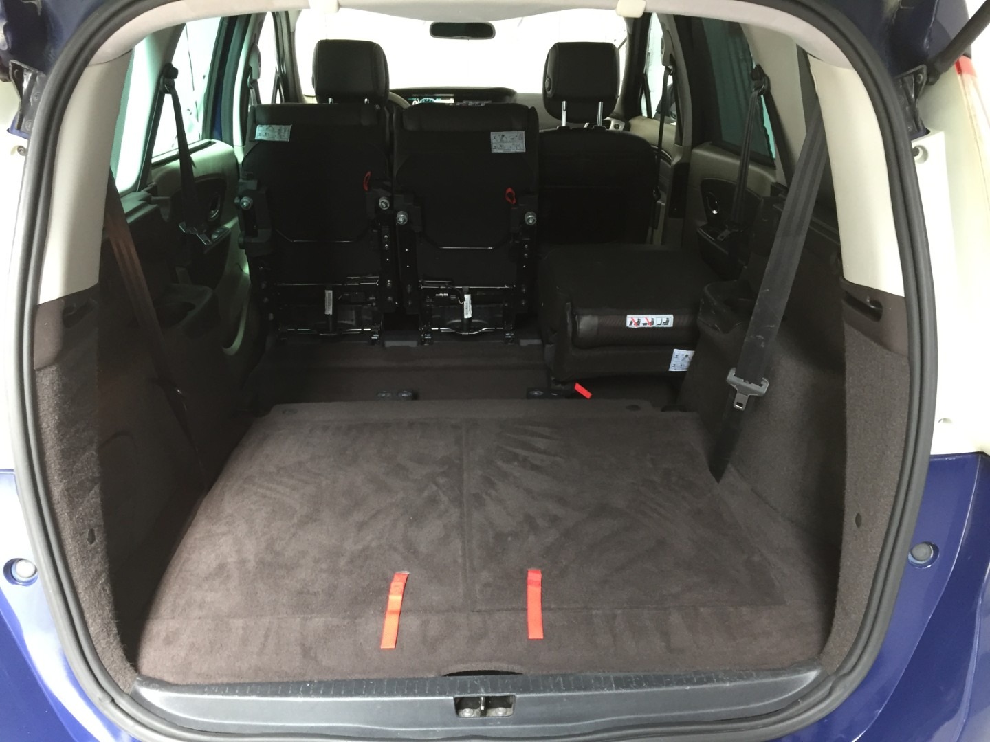 Vehicle 33