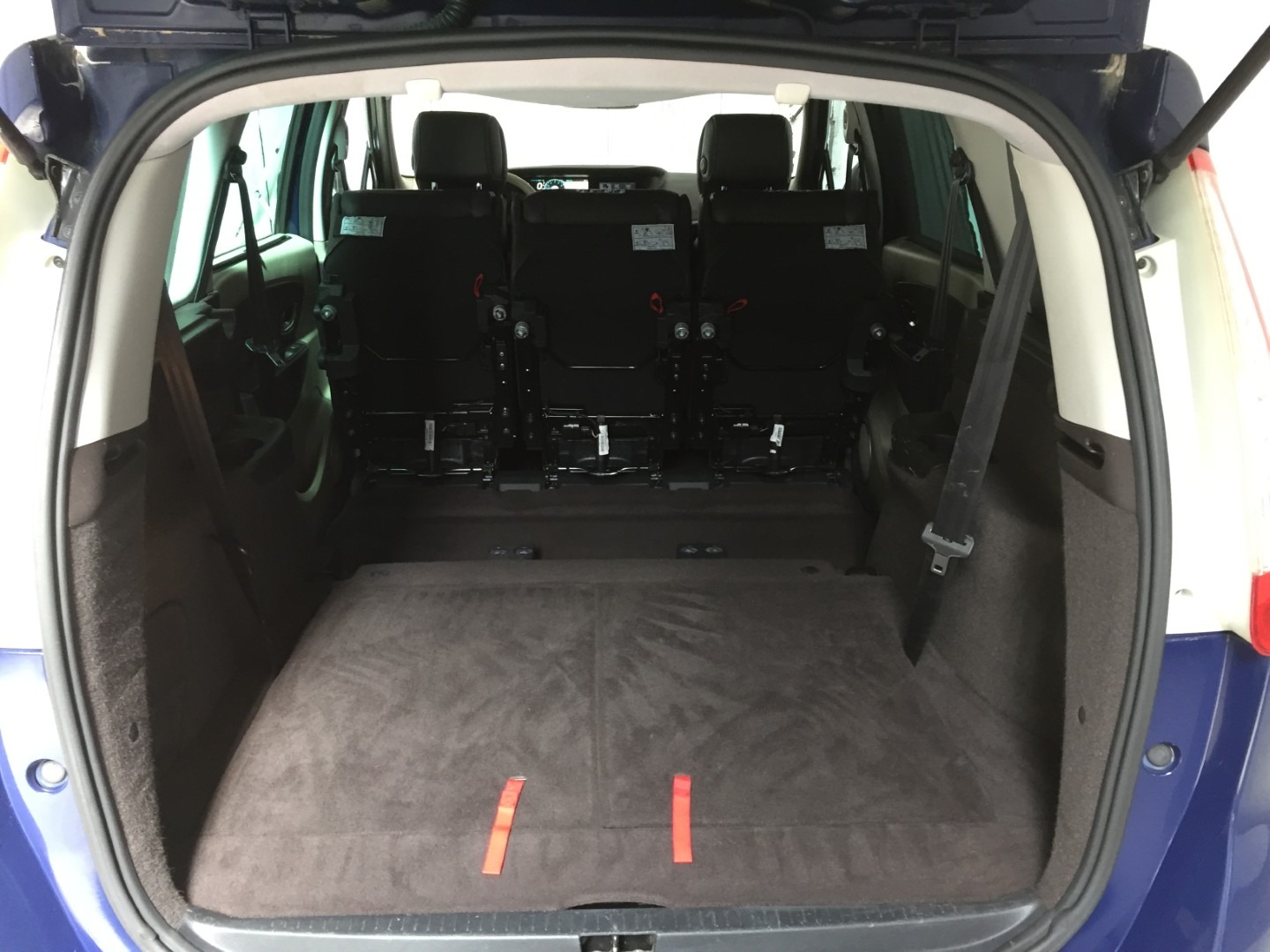 Vehicle 34
