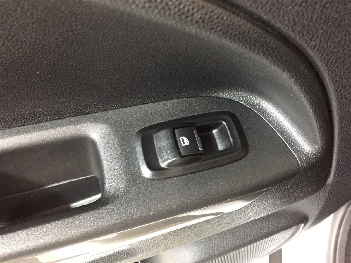 Used Ford Escort for sale - 76403369: Photo 37