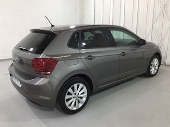 Used Volkswagen Polo 2019 for sale - 76403372: Photo