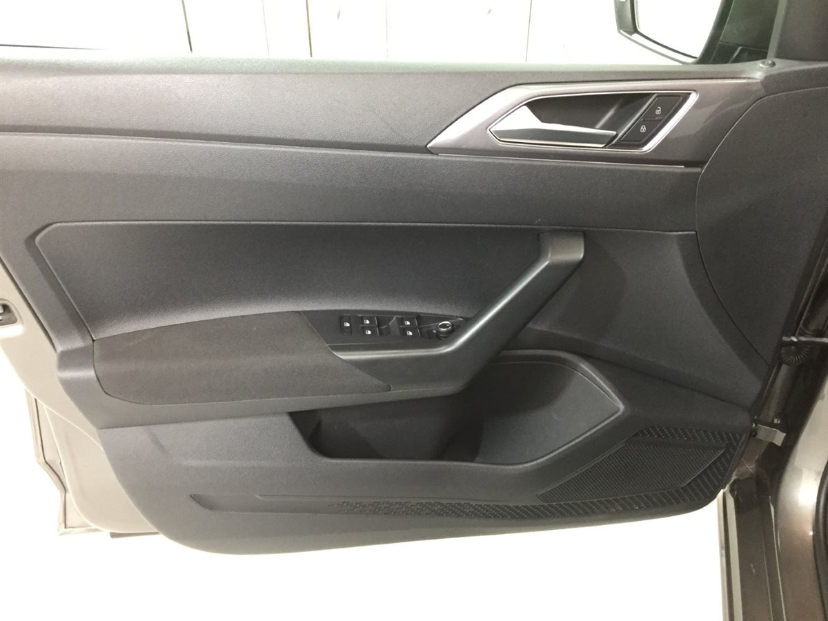 Used Volkswagen Polo for sale - 76403372: Photo 8