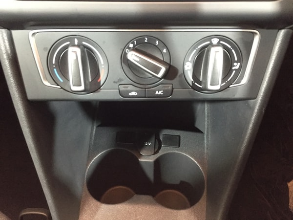 Used Volkswagen Polo 2014 for sale - 76302198: Photo 18