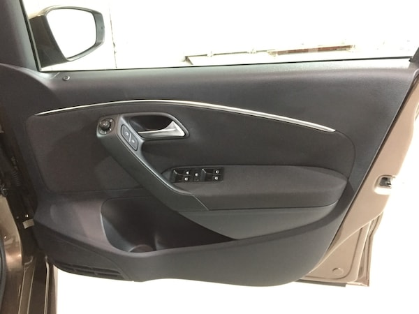Used Volkswagen Polo 2014 for sale - 76302198: Photo 9