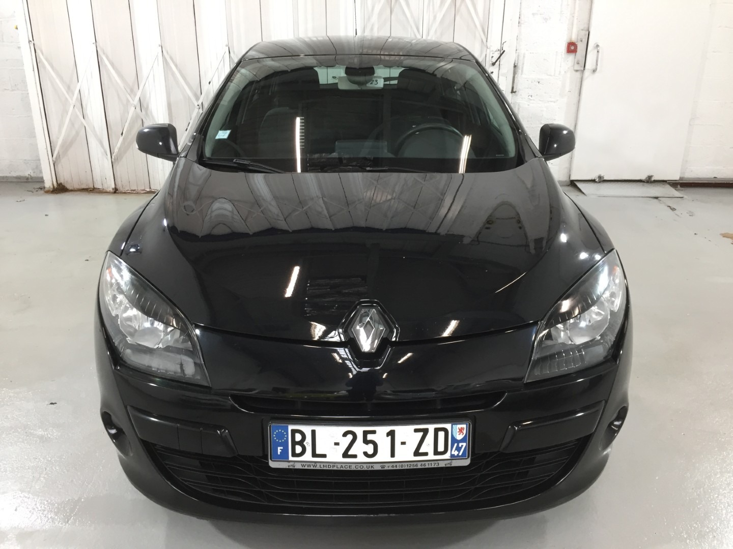Used Renault Megane 2011 for sale - 76542963: Photo 1