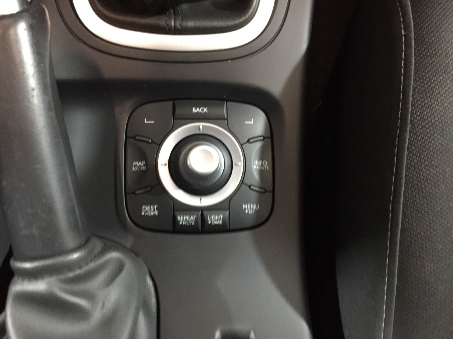 Used Renault Megane 2011 for sale - 76542963: Photo 19