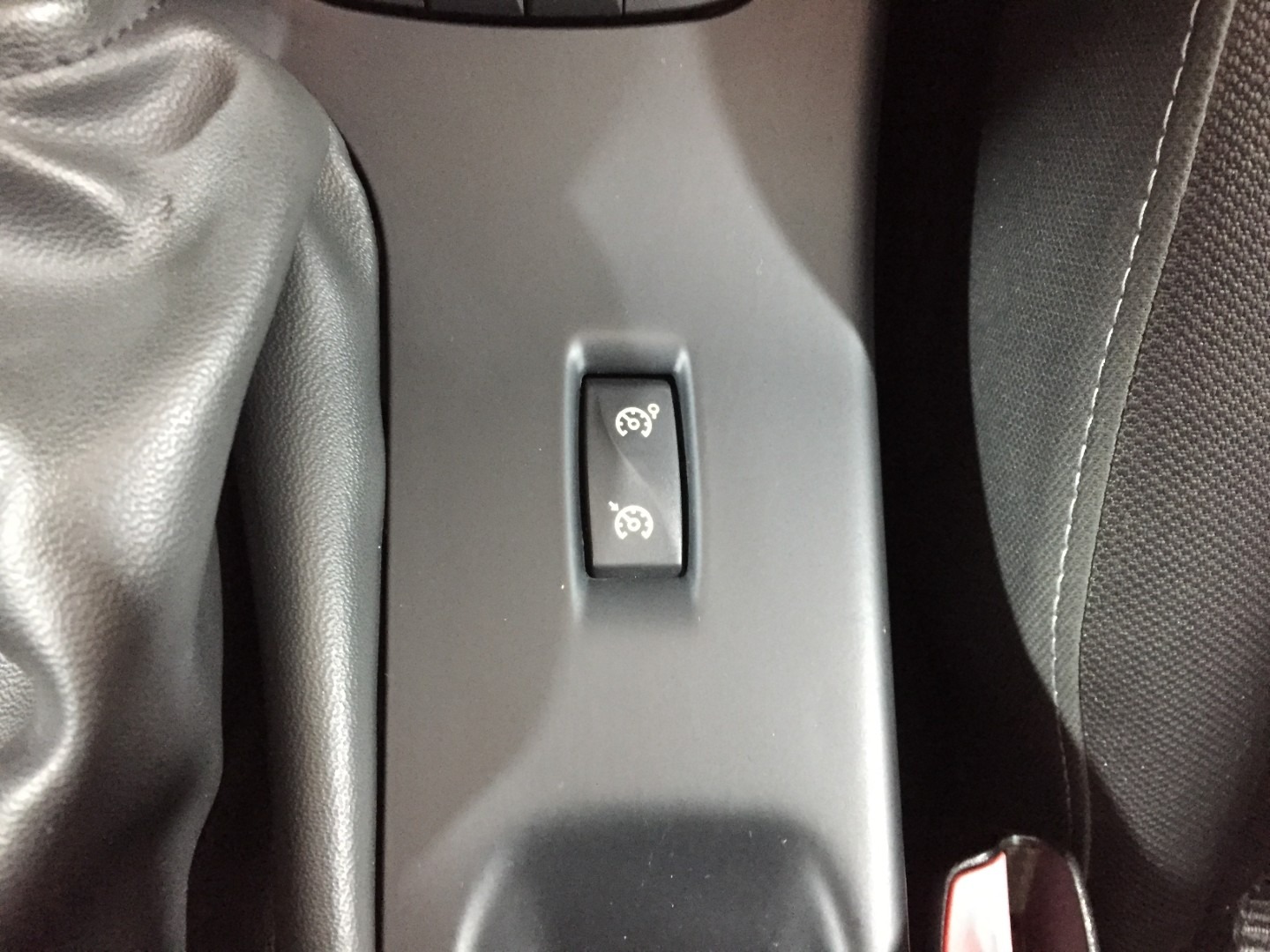 Used Renault Megane 2011 for sale - 76542963: Photo 20