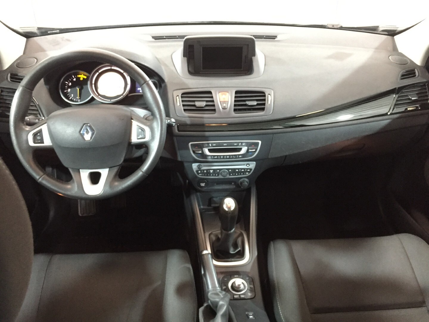 Used Renault Megane 2011 for sale - 76542963: Photo 24