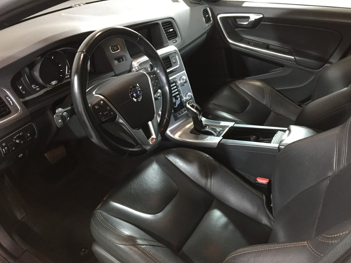 Used Volvo V60 2018 for sale - 76404414: Photo 11