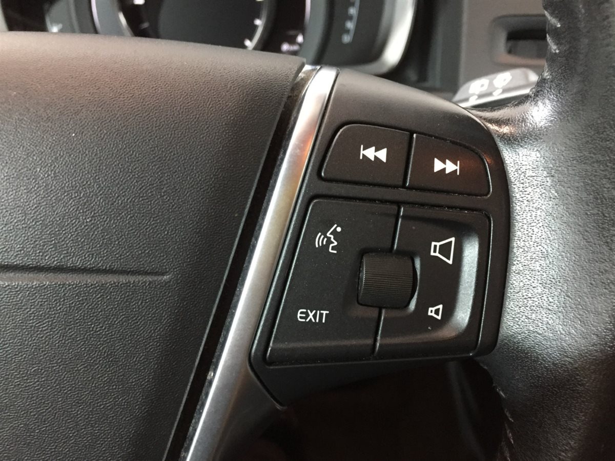 Used Volvo V60 2018 for sale - 76404414: Photo 13