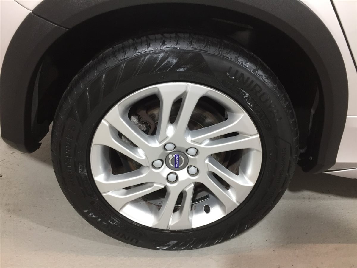 Used Volvo V60 2018 for sale - 76404414: Photo 46