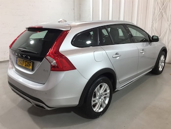 Used Volvo V60 undefined for sale - 76404414: Photo
