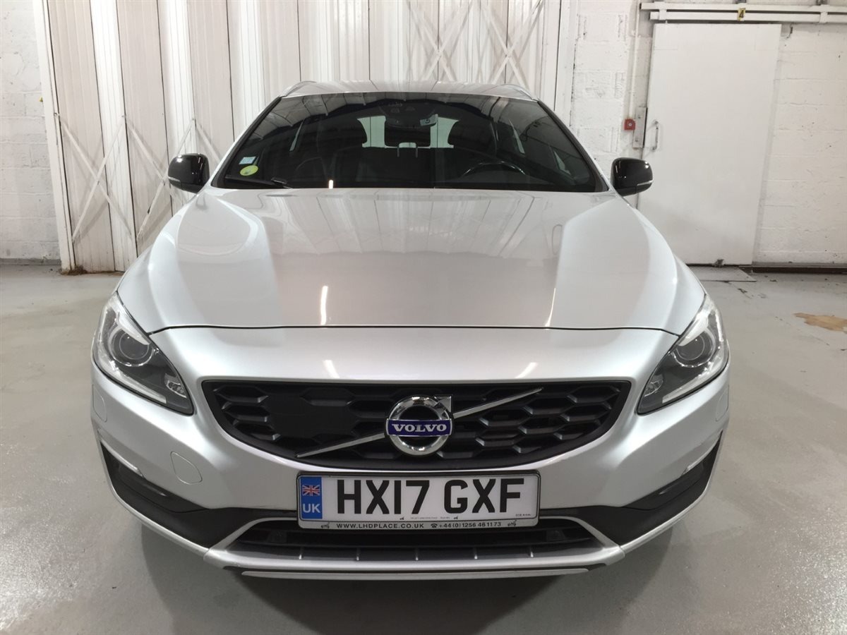 Used Volvo V60 2018 for sale - 76404414: Photo 6