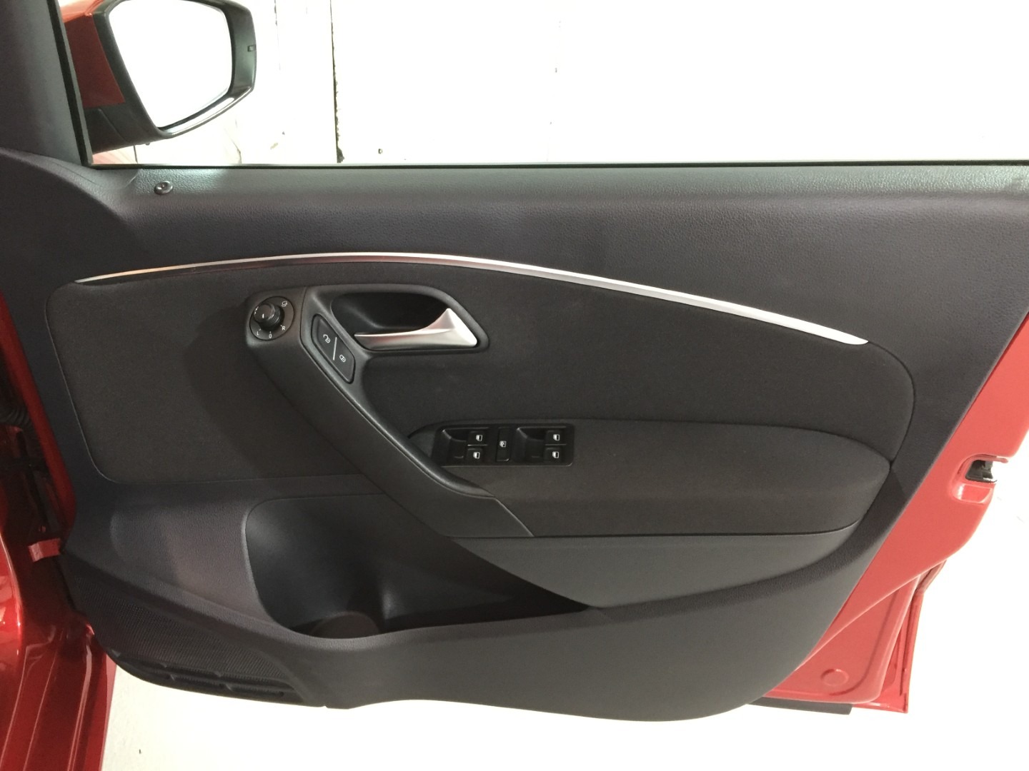Used Volkswagen Polo 2014 for sale - 76332407: Photo 9