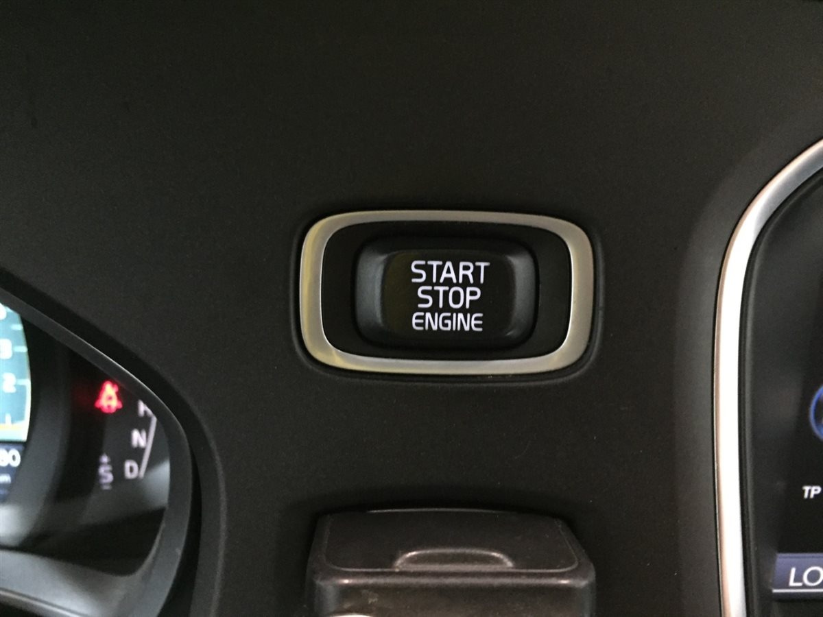 Used Volvo V40 Cross Country for sale - 76403492: Photo 13