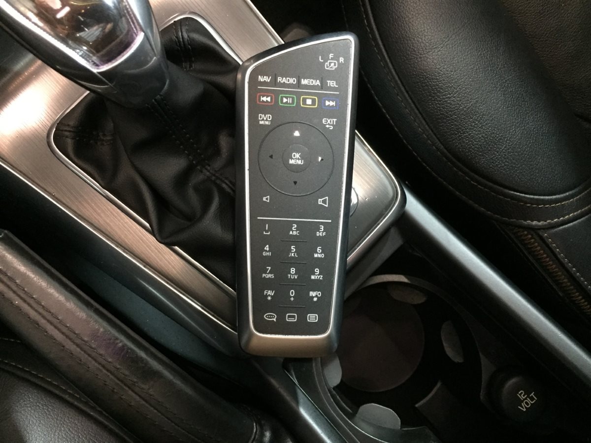 Used Volvo V40 Cross Country for sale - 76403492: Photo 26