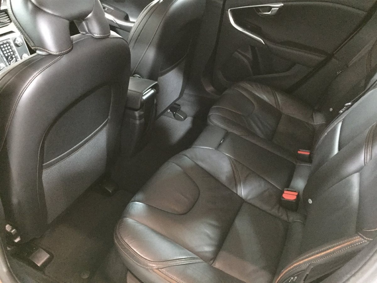 Used Volvo V40 Cross Country for sale - 76403492: Photo 28