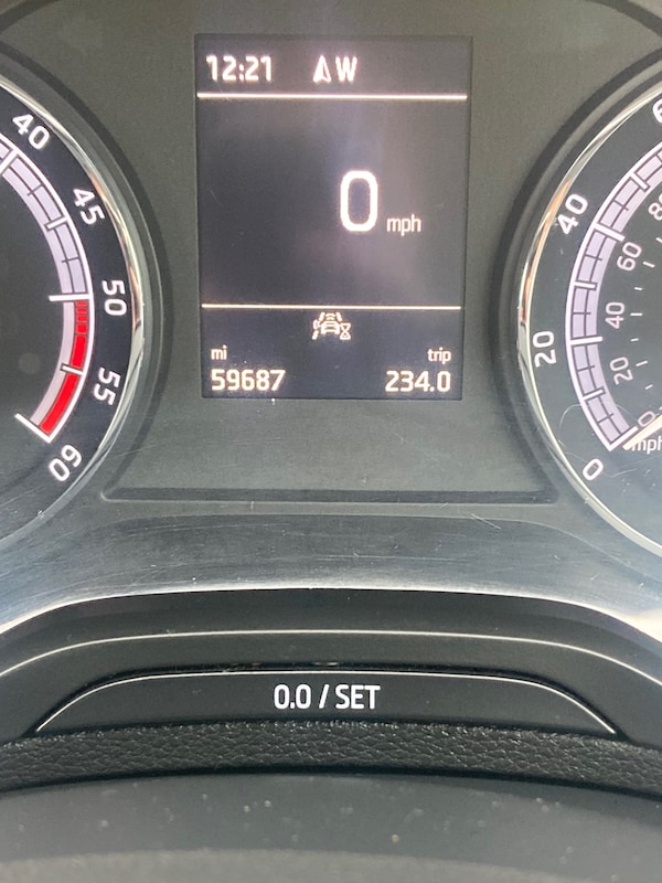 Used Skoda Karoq 2019 for sale - 76341148: Photo 9