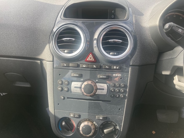 Used Vauxhall Corsa 2011 for sale - 76343020: Photo 12