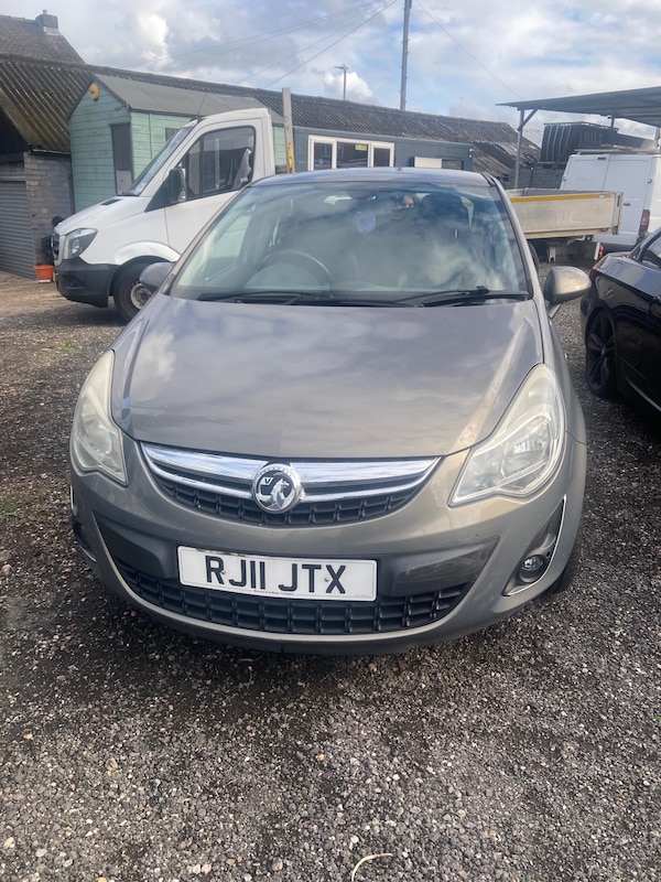 Used Vauxhall Corsa 2011 for sale - 76343020: Photo 1