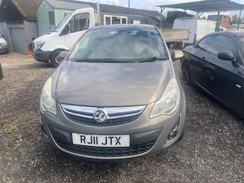 Used Vauxhall Corsa 2011 for sale - 76343020: Photo 2