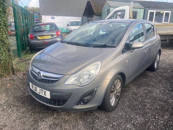 Used Vauxhall Corsa 2011 for sale - 76343020: Photo 3