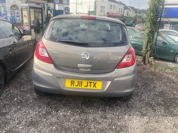 Used Vauxhall Corsa 2011 for sale - 76343020: Photo 6