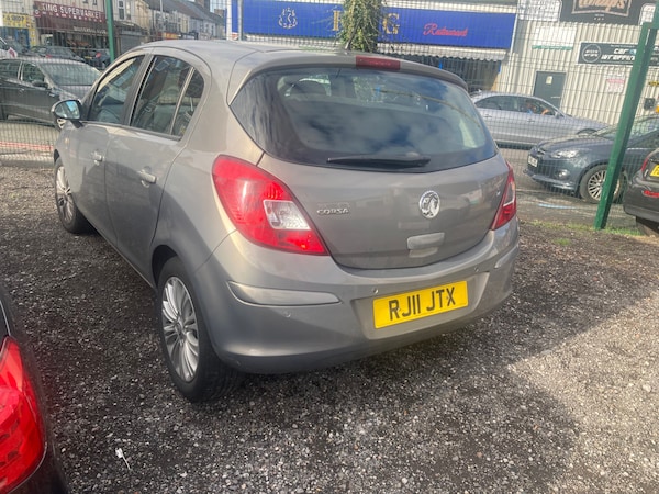 Used Vauxhall Corsa 2011 for sale - 76343020: Photo 7